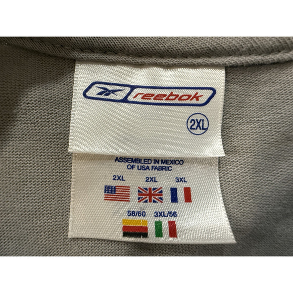 Vintage Y2K Reebok TShirt Mens 2XL Gray  Vector Logo Rubber Patch 00s Athletic - Picture 4 of 4